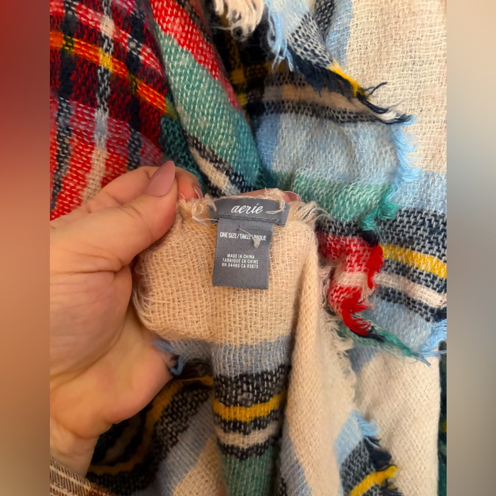 Aerie scarf